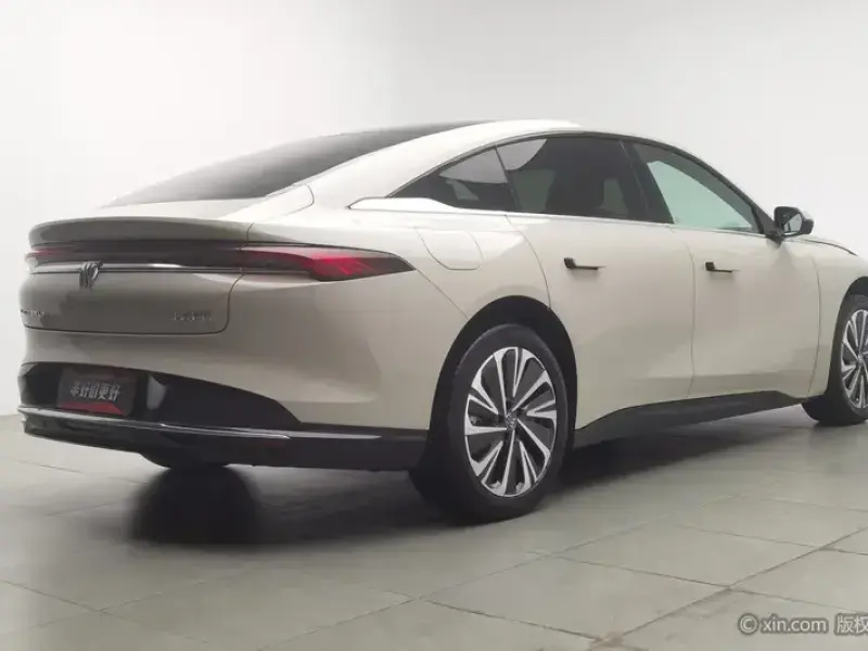 2025 Buick Zenith Sedan с пробегом 44 000 км