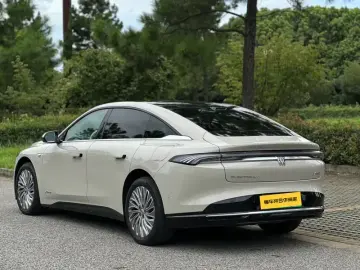 2025 Buick Zenith Sedan с пробегом 16 000 км