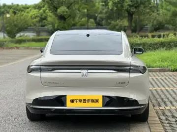 2025 Buick Zenith Sedan с пробегом 16 000 км