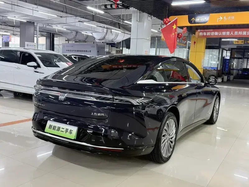 2025 Buick Zenith Sedan с пробегом 5 500 км