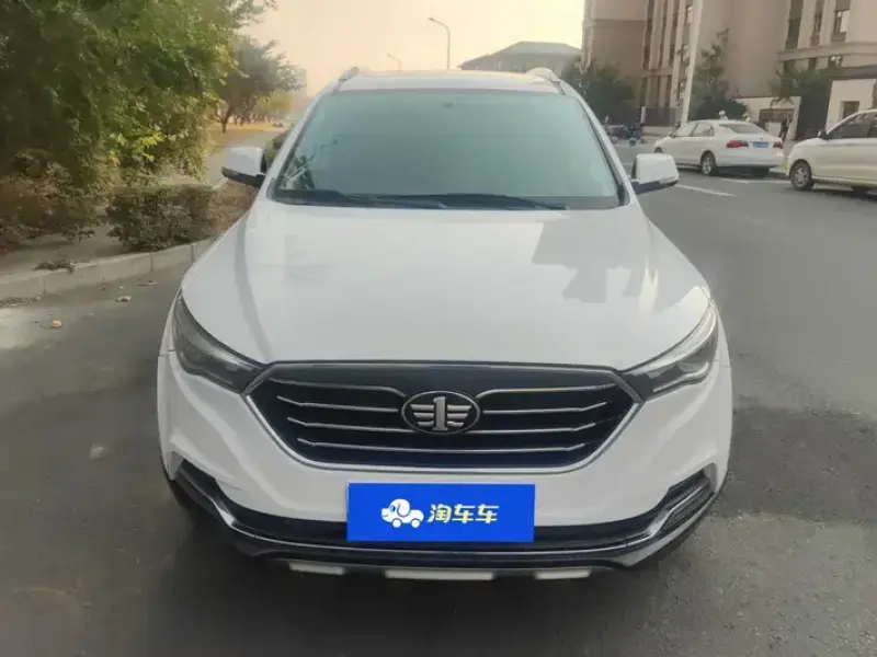 2017 Bestune X40 с пробегом 83 000 км