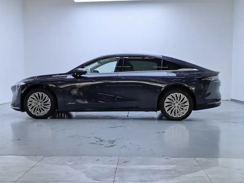 2025 Buick Zenith Sedan с пробегом 8 100 км