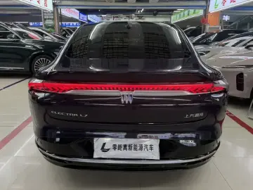 2025 Buick Zenith Sedan с пробегом 13 000 км