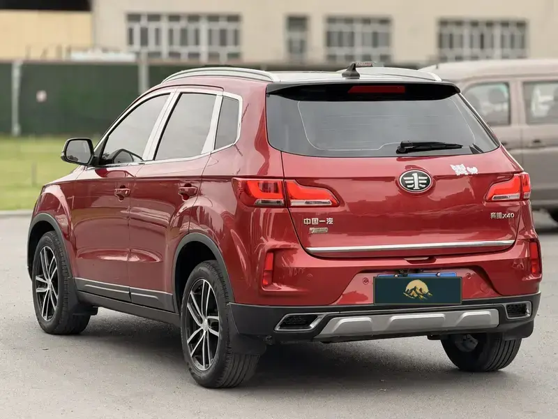 2017 Bestune X40 с пробегом 93 000 км