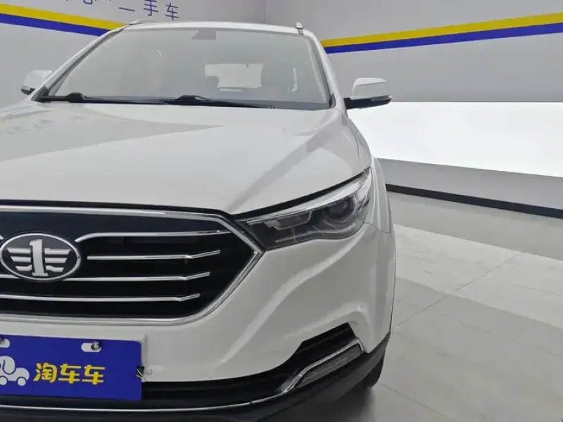 2019 Bestune X40 с пробегом 84 000 км