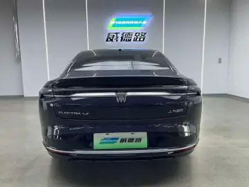 2025 Buick Zenith Sedan с пробегом 7 000 км