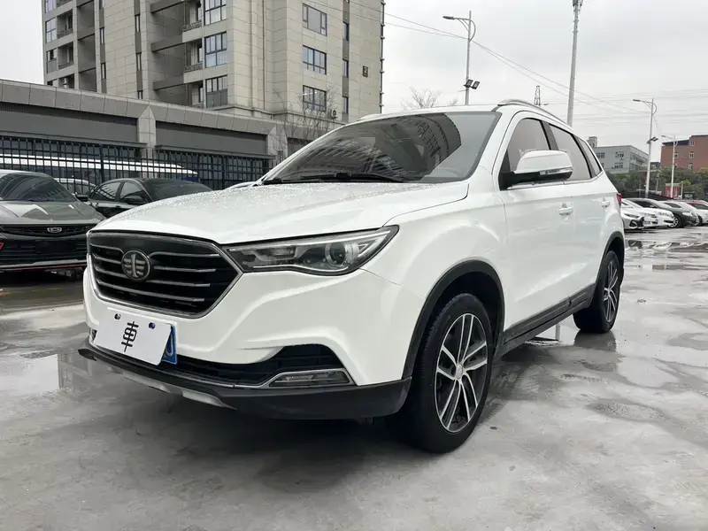 2017 Bestune X40 с пробегом 50 100 км