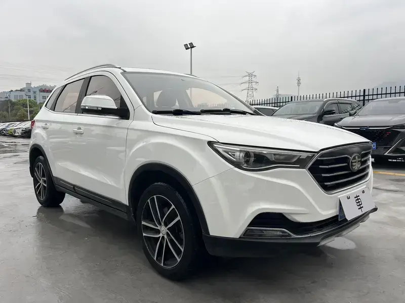 2017 Bestune X40 с пробегом 50 100 км