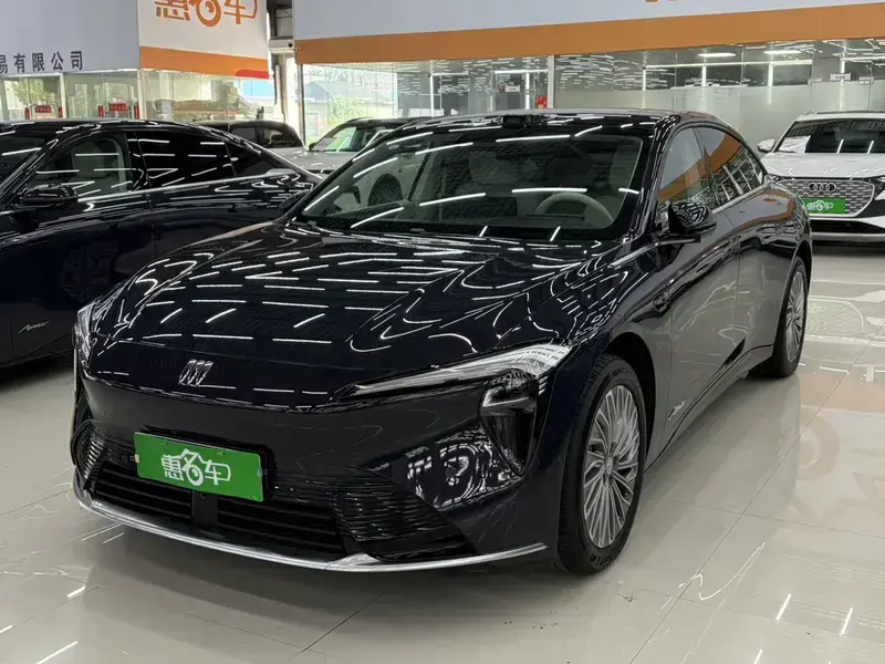 2025 Buick Zenith Sedan с пробегом 2 600 км