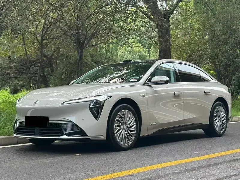 2025 Buick Zenith Sedan с пробегом 23 000 км
