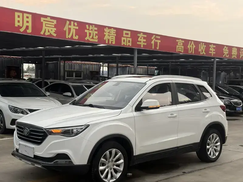 2019 Bestune X40 с пробегом 100 000 км