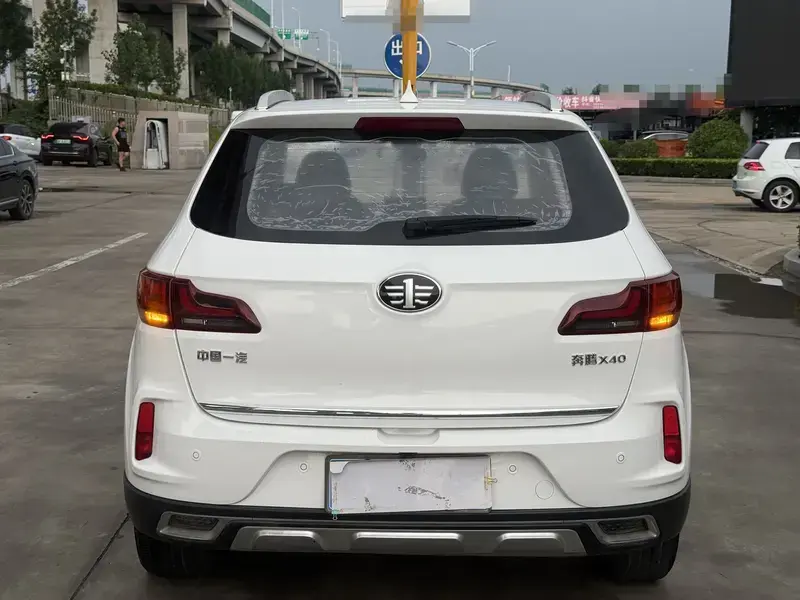2019 Bestune X40 с пробегом 100 000 км