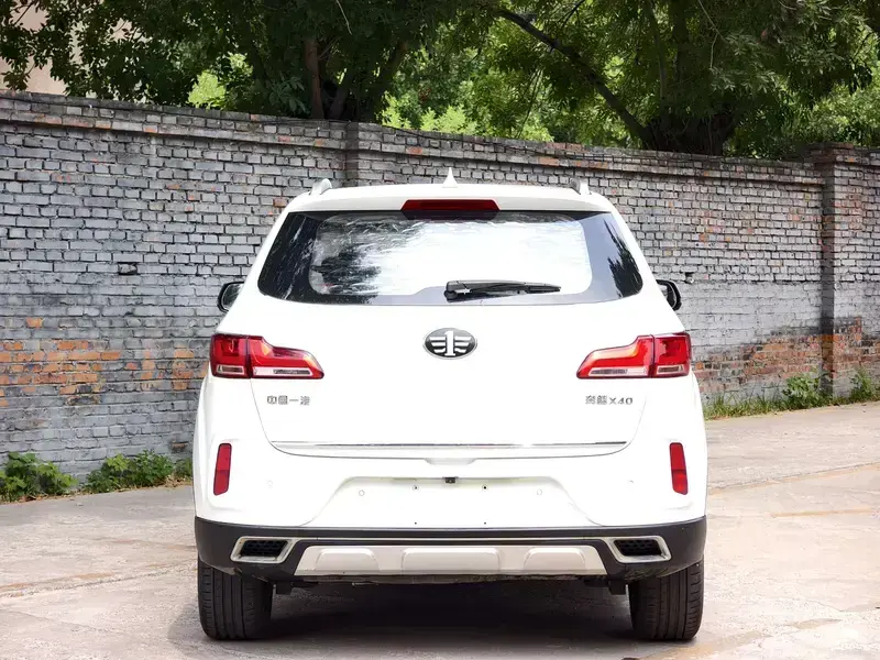 2018 Bestune X40 с пробегом 120 000 км
