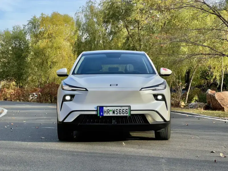 2025 Bestune Yueyi 03 с пробегом 41 000 км