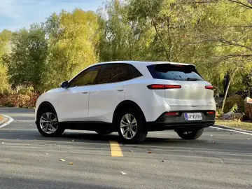 2025 Bestune Yueyi 03 с пробегом 41 000 км