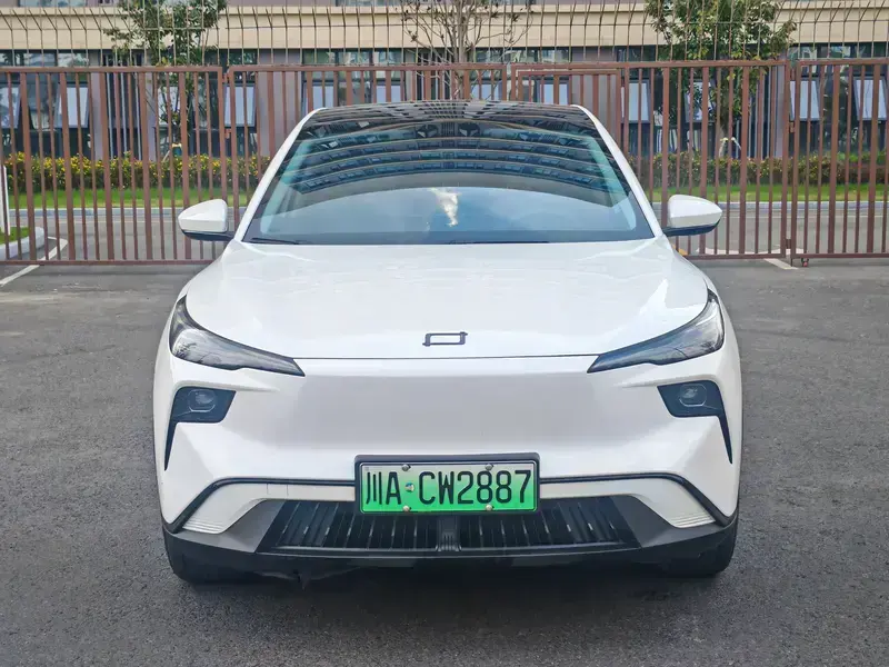 2025 Bestune Yueyi 03 с пробегом 66 000 км