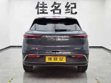 2025 Bestune Yueyi 03 с пробегом 19 000 км