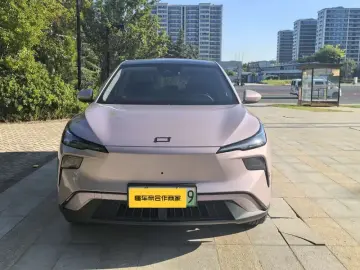2025 Bestune Yueyi 03 с пробегом 43 000 км