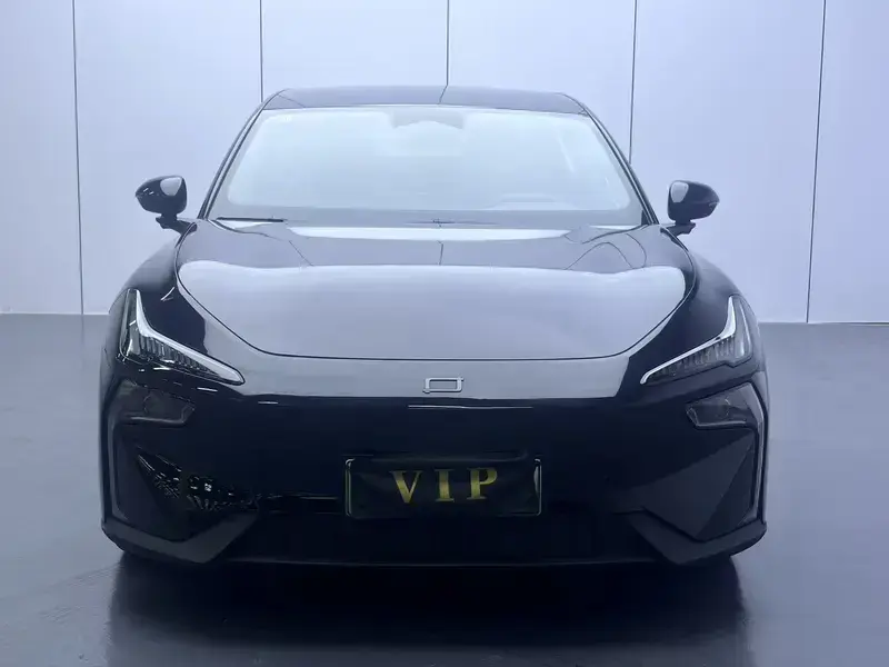 2026 Bestune Yueyi 08 с пробегом 11 000 км