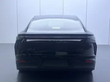 2026 Bestune Yueyi 08 с пробегом 11 000 км