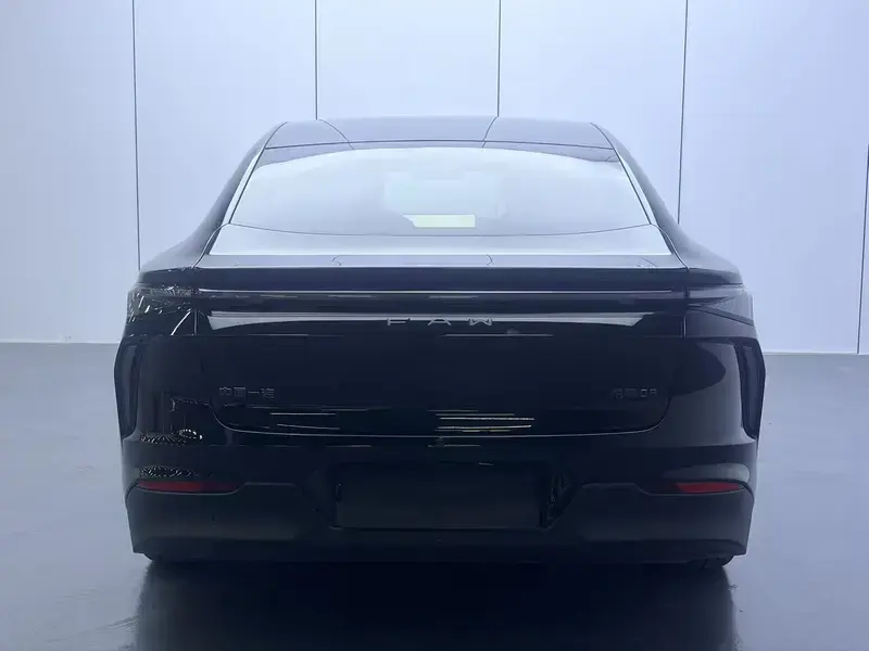2026 Bestune Yueyi 08 с пробегом 11 000 км