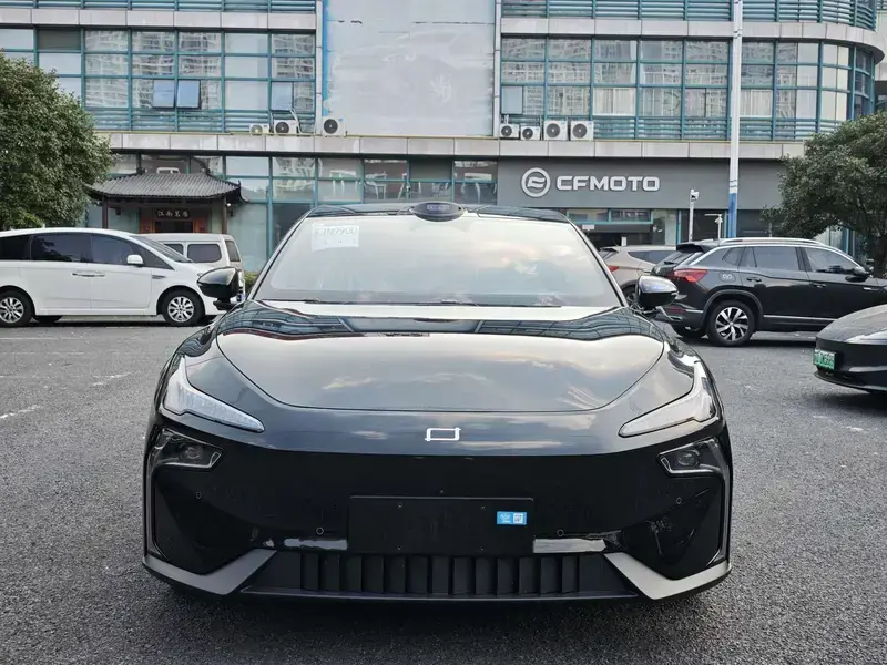 2026 Bestune Yueyi 08 с пробегом 300 км