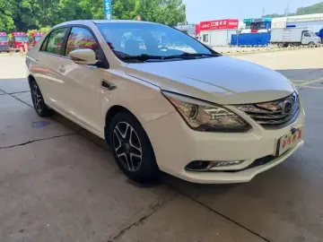 2014 BYD G5 с пробегом 120 000 км