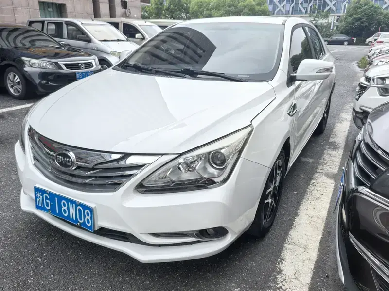 2014 BYD G5 с пробегом 20 000 км