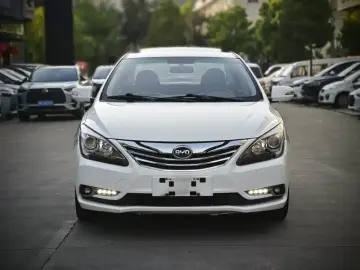 2014 BYD G5 с пробегом 61 000 км