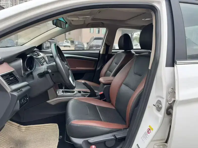 2014 BYD G5 с пробегом 102 000 км