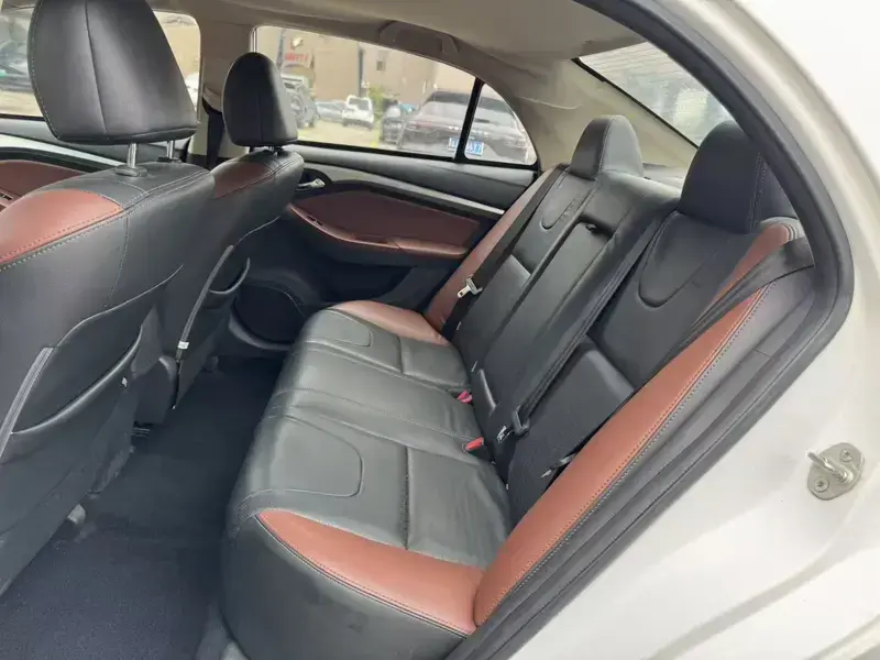 2014 BYD G5 с пробегом 102 000 км