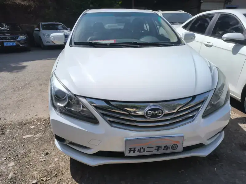 2014 BYD G5 с пробегом 90 000 км