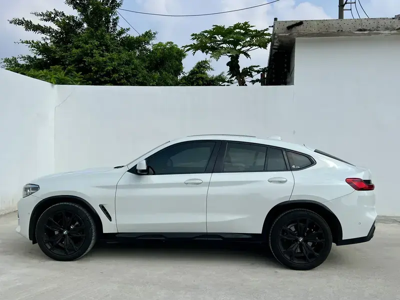 2019 BMW X4 M40i с пробегом 110 000 км