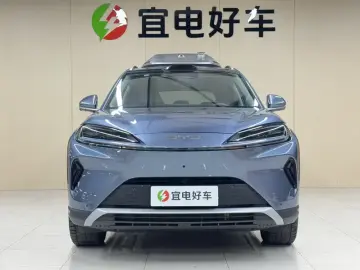 2025 BYD Hai Shi 07 DM-i с пробегом 21 000 км