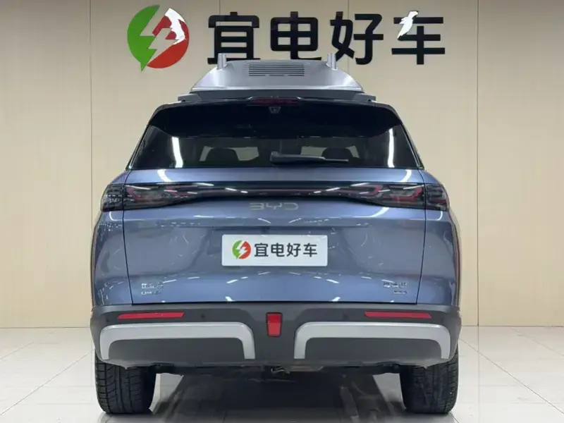 2025 BYD Hai Shi 07 DM-i с пробегом 21 000 км