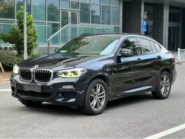 BMW X4 M40i