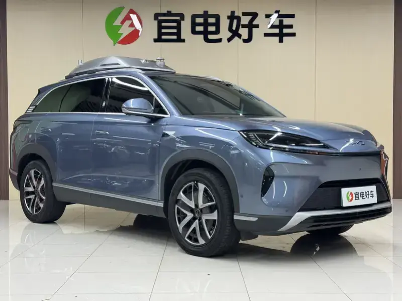 2025 BYD Hai Shi 07 DM-i с пробегом 4 000 км