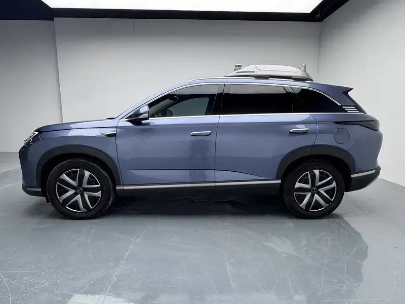 2025 BYD Hai Shi 07 DM-i с пробегом 1 500 км