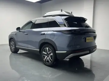 2025 BYD Hai Shi 07 DM-i с пробегом 1 500 км