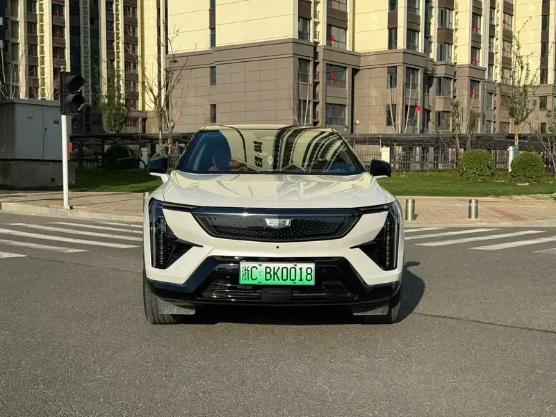 2024 Cadillac IQ Ao Ge с пробегом 10 000 км