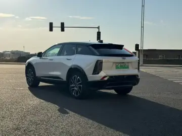 2024 Cadillac IQ Ao Ge с пробегом 10 000 км