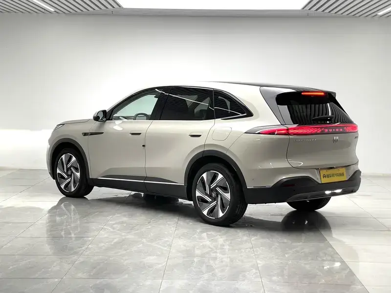 2026 Buick Zhijing E7 с пробегом 5 300 км