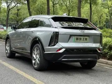 2024 Cadillac IQ Ao Ge с пробегом 1 000 км