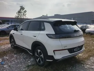 2025 BYD Hai Shi 05 EV с пробегом 5 700 км