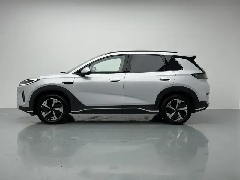 2025 BYD Hai Shi 05 EV с пробегом 43 100 км