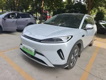 2025 BYD Hai Shi 05 EV с пробегом 23 800 км
