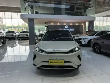 2025 BYD Hai Shi 05 EV с пробегом 17 000 км