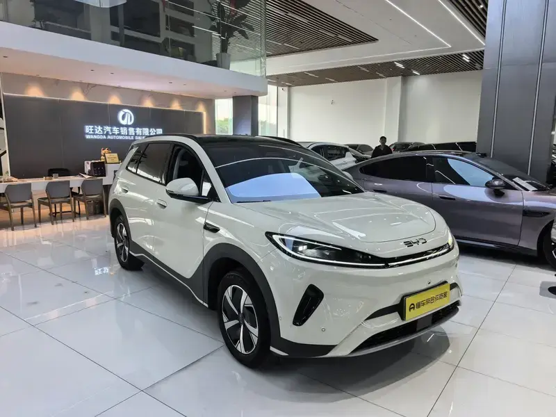2025 BYD Hai Shi 05 EV с пробегом 17 000 км