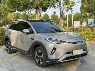 2025 BYD Hai Shi 05 EV с пробегом 21 000 км
