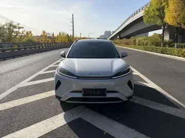 2025 BYD Hai Shi 05 EV с пробегом 38 000 км